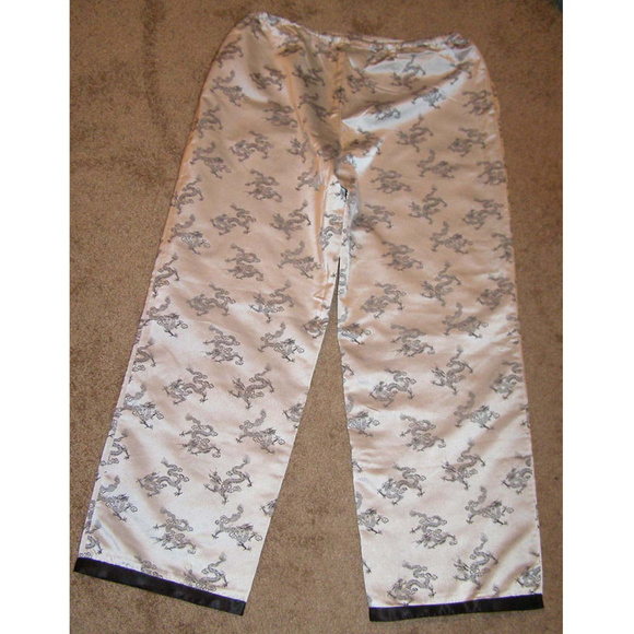 🐉 New DRAGON print Silver lounge/pajama pants size Large 10-12 - Picture 3 of 7
